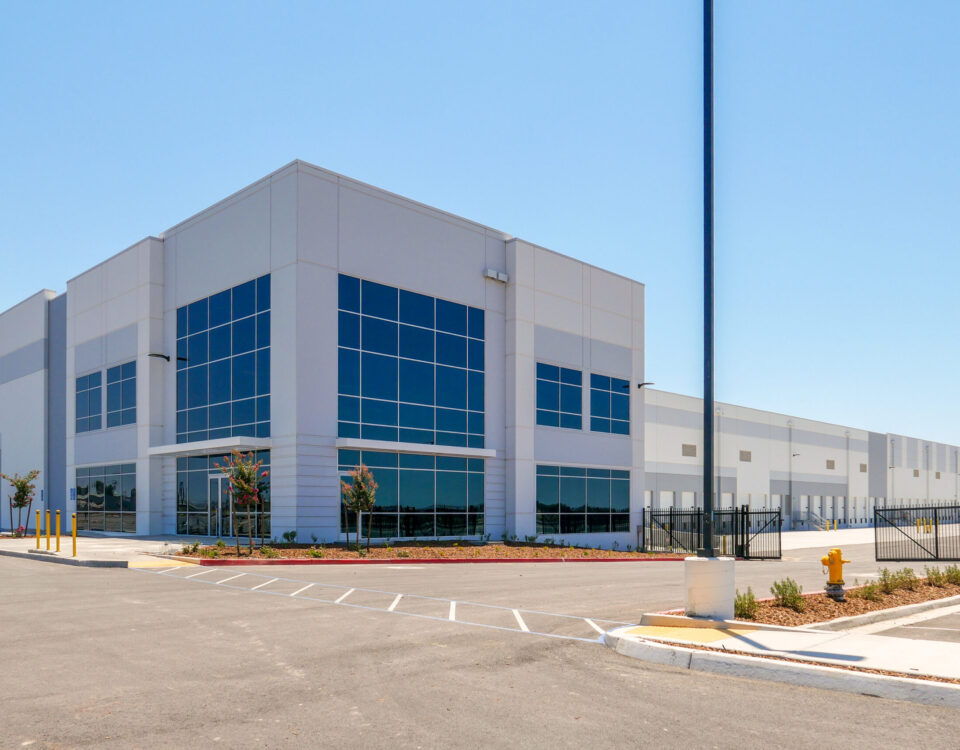 99 Central Logistics Center portfolio image